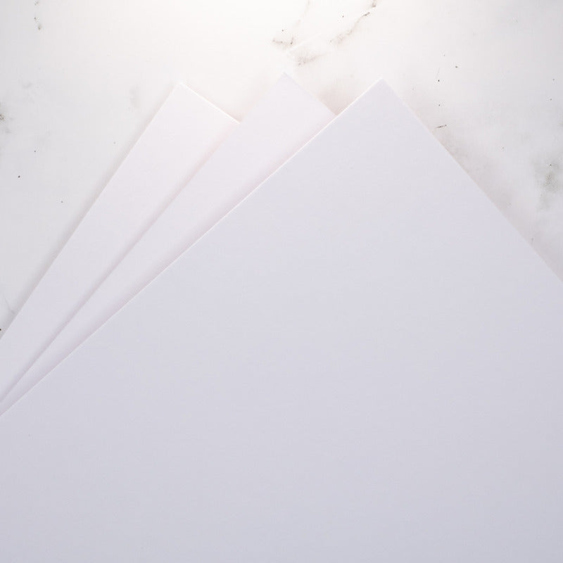 8.5X11 全光谱光滑卡纸,110磅 - 纯白色(10张)