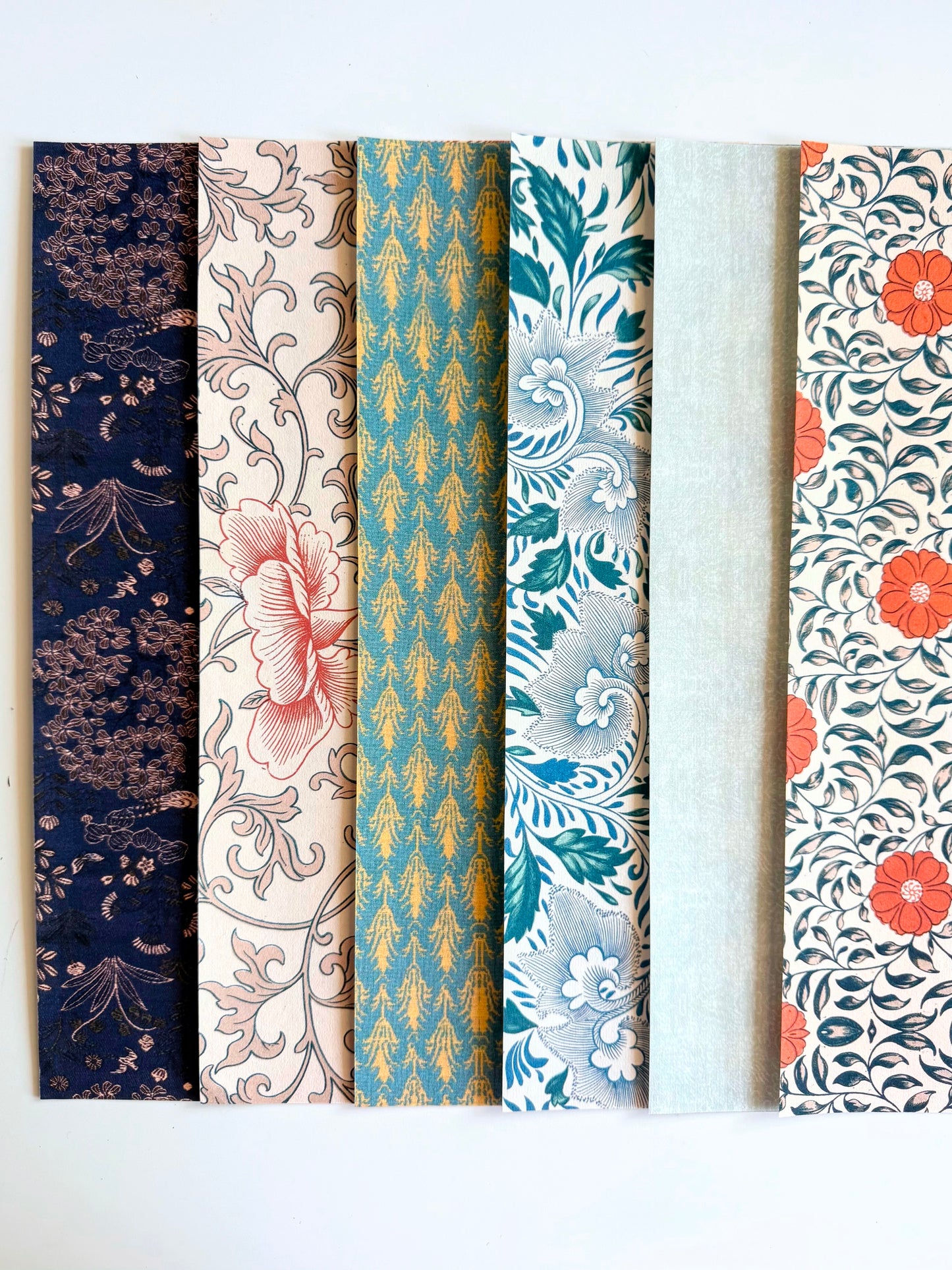 Traditional Chinese Motif Xuan Paper Set (6 Designs)